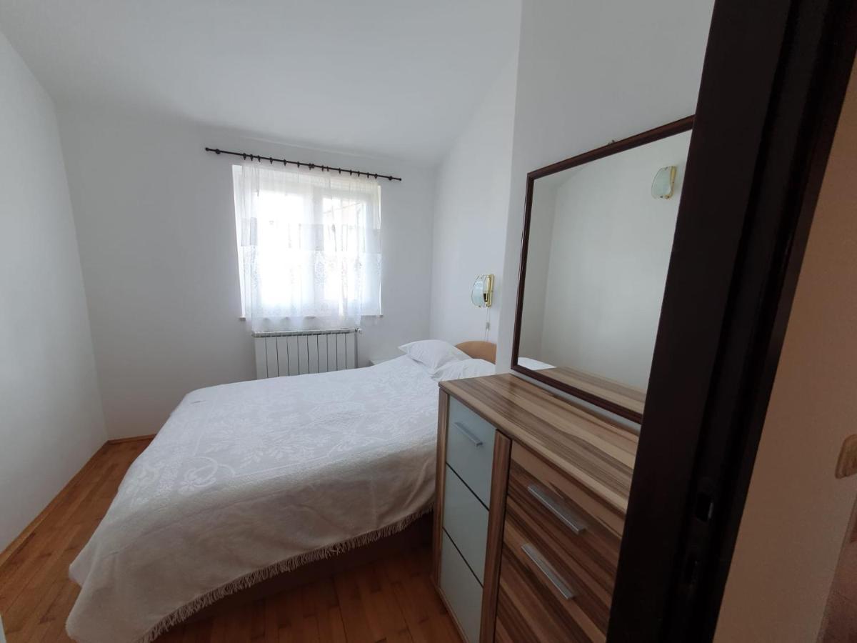 Apartment With Terace And Sea View Marica Krk Town Exterior photo